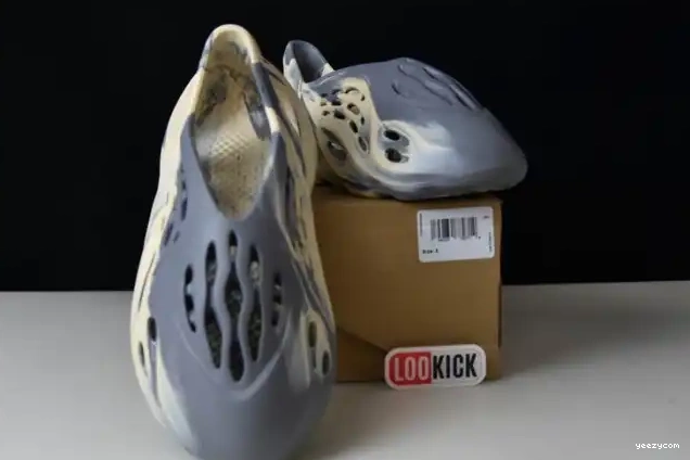 RNNR Foam Yeezy MXT GV7904 Gray Moon Adidas 0513
